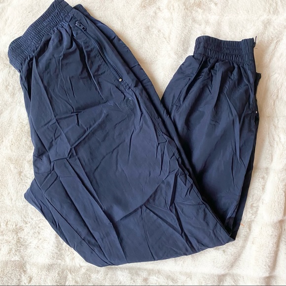 Aritzia TNA Boyfriend Track Pant Starboard Navy Size Small - Picture 5 of 11